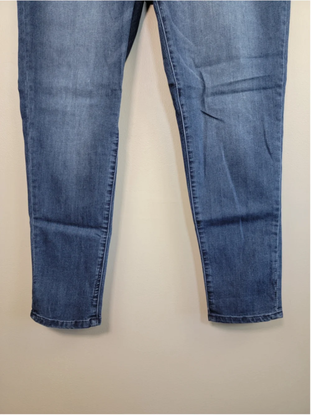 Democracy 16W Skinny Jeans Mid Rise Medium Blue Stretch Sculpting Ab Solution - Picture 6 of 10